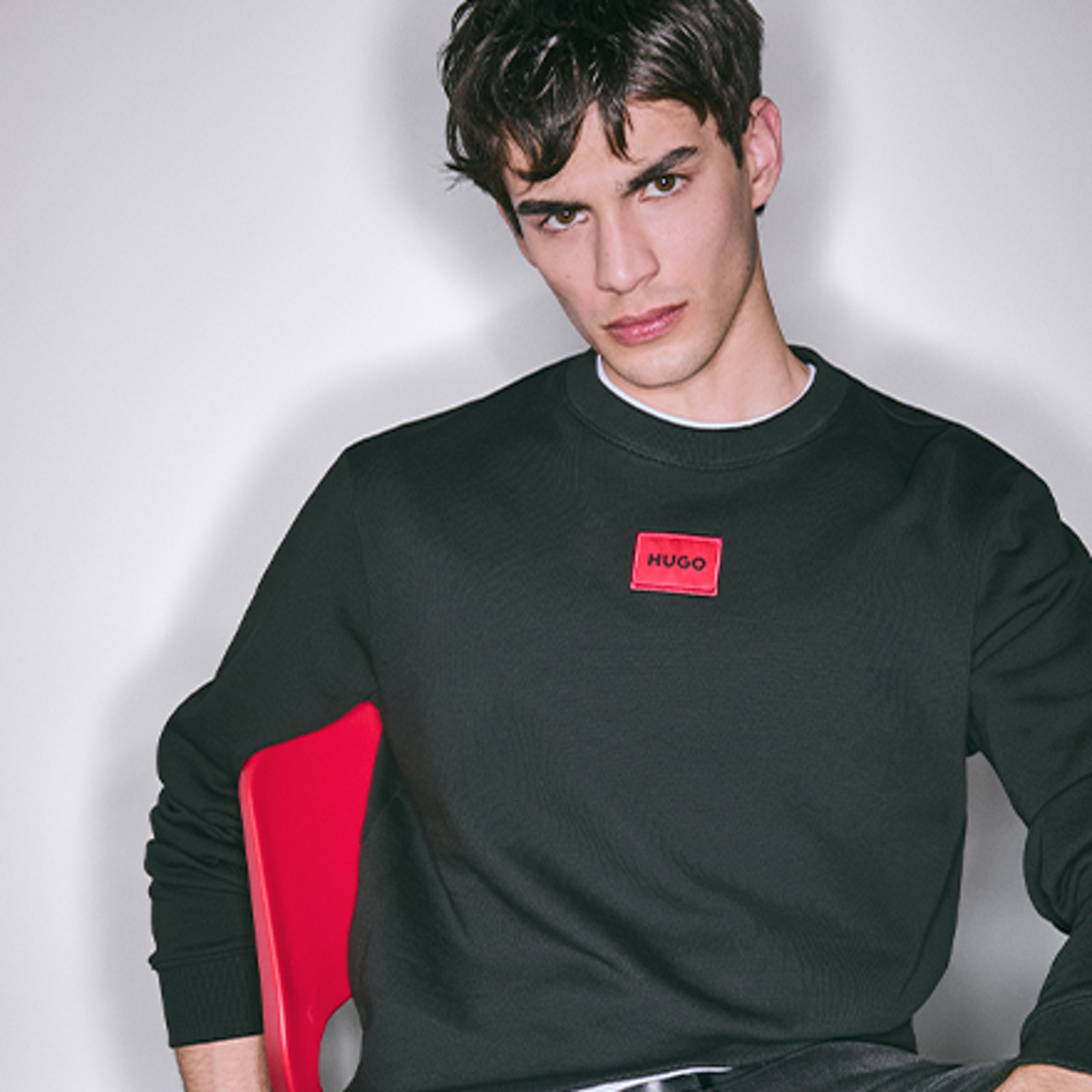 Hoodies & Sweatshirts