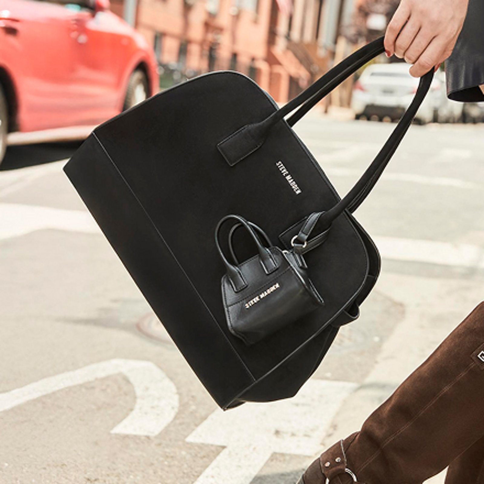 Oversized handbags